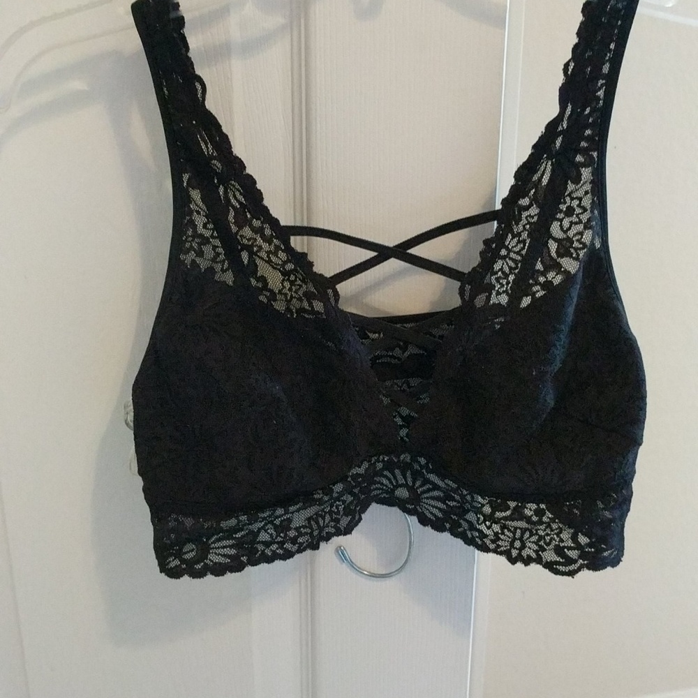 Victoria Secret strappy bralette size medium